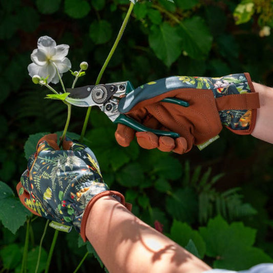 Woodland Wonders Gloves