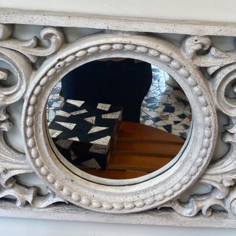 Scroll Mirror