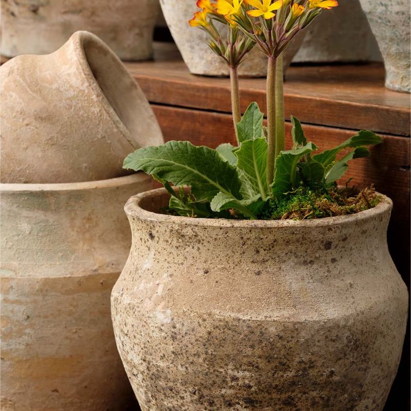 Pitara Urn Planter - Vicolo Sabbia