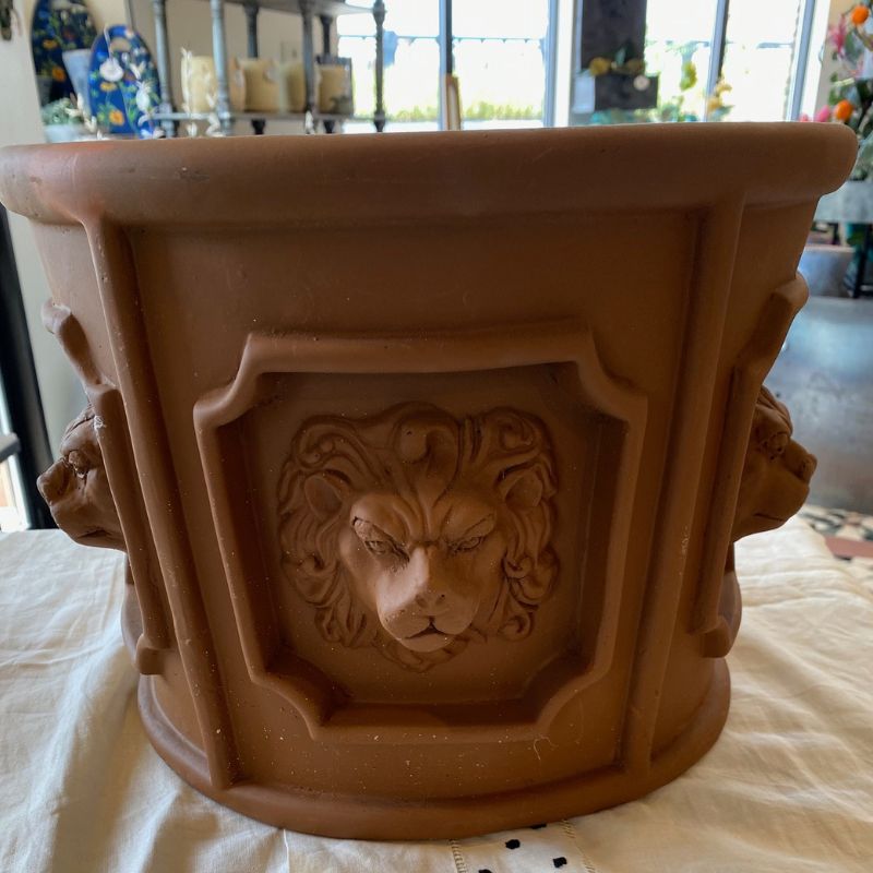 Five Lion Head Urn Planter