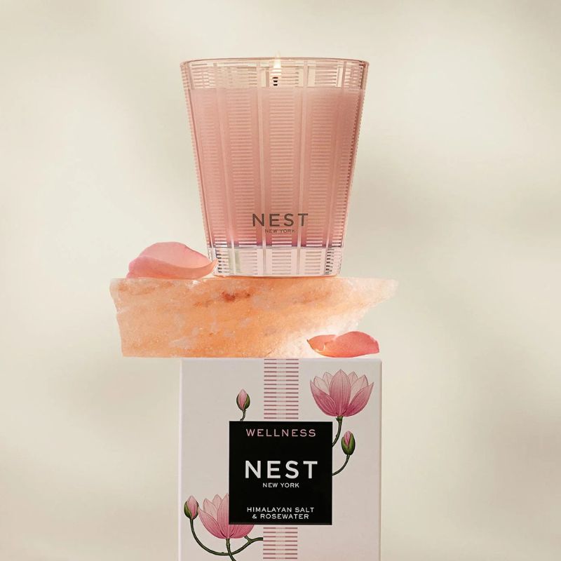 NEST New York Himalayan Salt & Rosewater Classic Candle