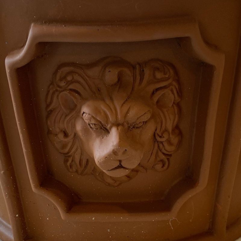 Five Lion Head Urn Planter
