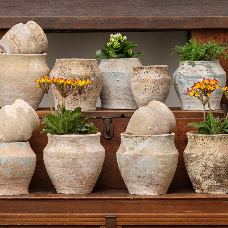 Vicolo Petro Urn Planter - Vicolo Terra