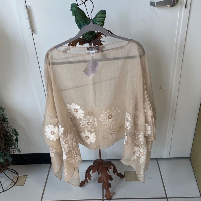 Sweetheart Poncho - Beige