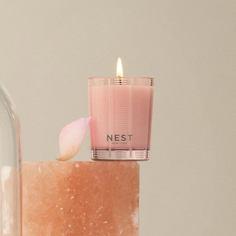 NEST New York Himalayan Salt & Rosewater Votive Candle